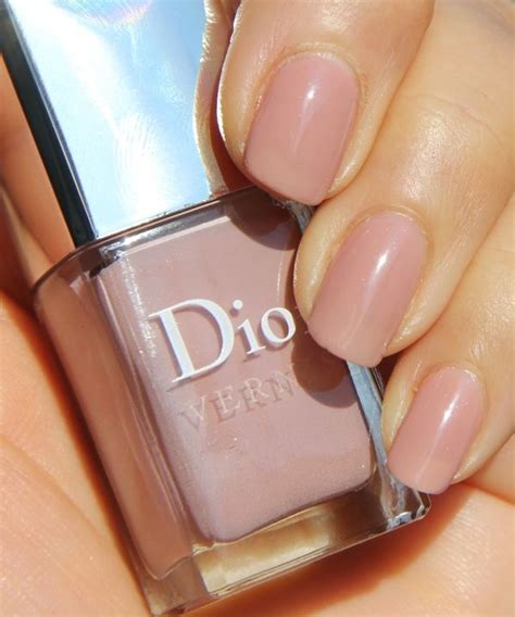 dior incognito nail polish